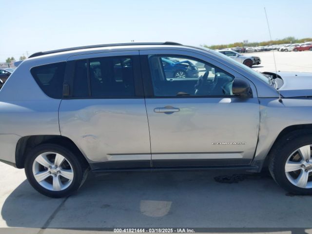1C4NJCBA5HD147977 Jeep Compass Sport Fwd