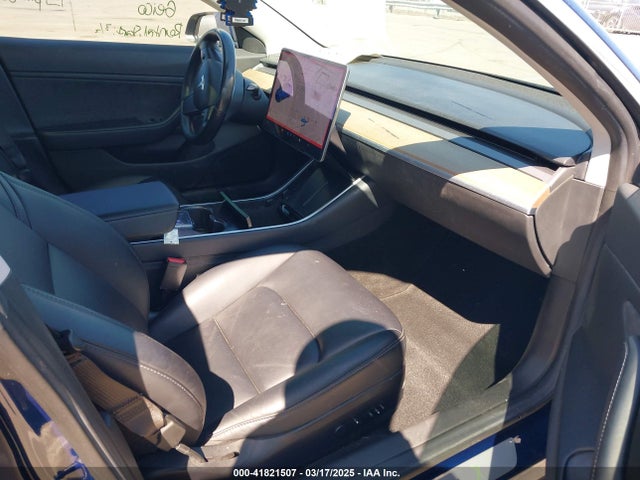 2018 TESLA MODEL 3 5YJ3E1EA3JF049959 Photo 4