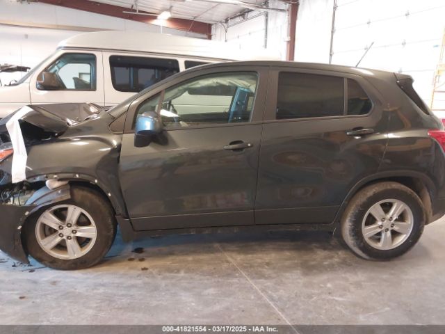 3GNCJKSB5LL197234 Chevrolet Trax Fwd Ls