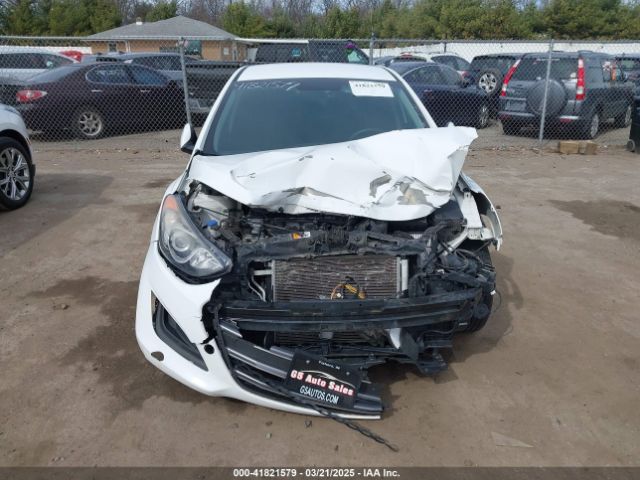 KMHD35LH1GU316545 Hyundai ELANTRA GT