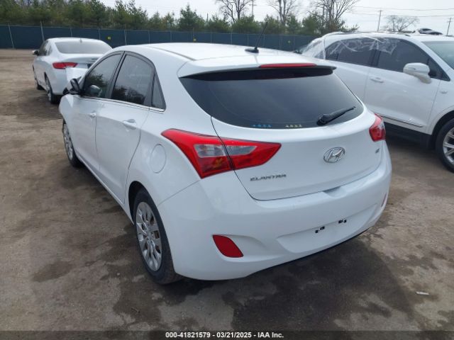 KMHD35LH1GU316545 Hyundai ELANTRA GT