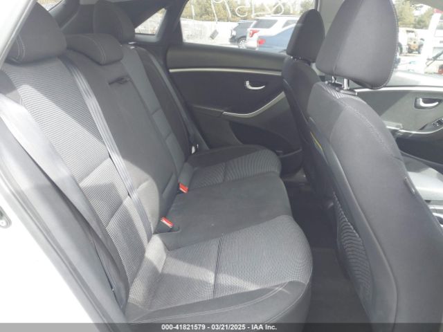 KMHD35LH1GU316545 Hyundai ELANTRA GT