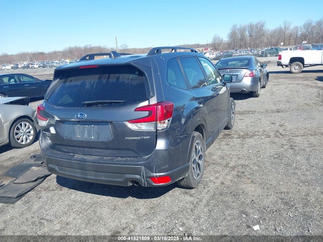 JF2SKADC6NH400961 Subaru Forester Premium