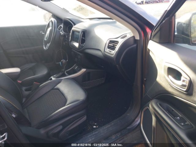 3C4NJCBB0LT247013 Jeep Compass Sun And Safety Fwd