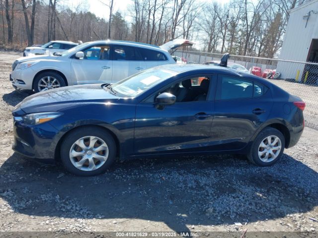 3MZBN1U77JM162467 Mazda Mazda3 Sport