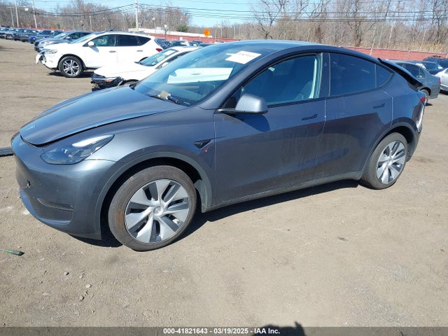 2023 TESLA MODEL Y 7SAYGDEE2PF854917 Photo 1