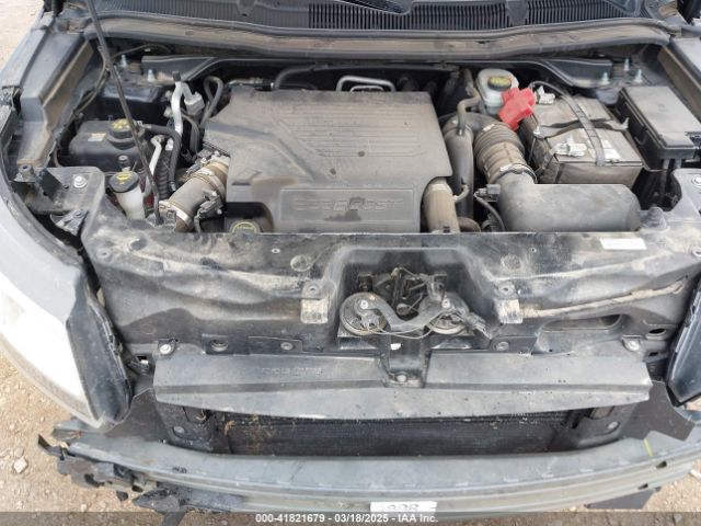 1FM5K8HT2HGC13978 Ford Explorer Platinum