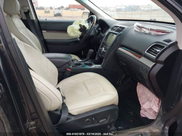 1FM5K8HT2HGC13978 Ford Explorer Platinum