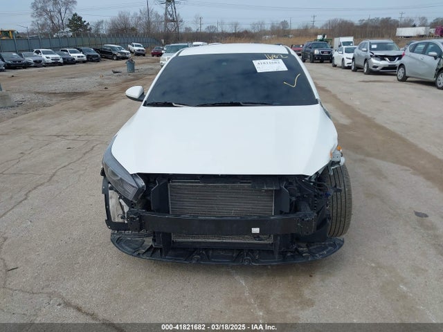 3KPF24ADXRE784060 KIA Forte Lxs