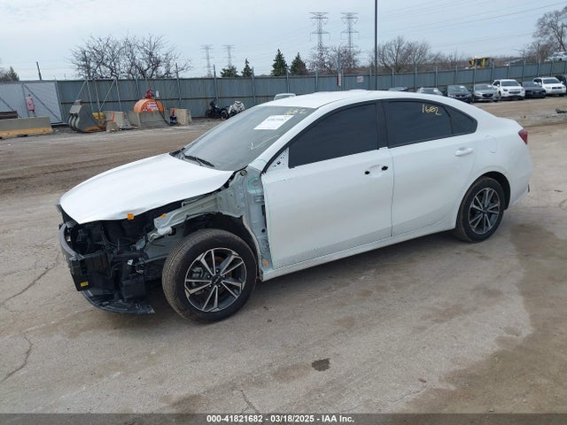 3KPF24ADXRE784060 KIA Forte Lxs