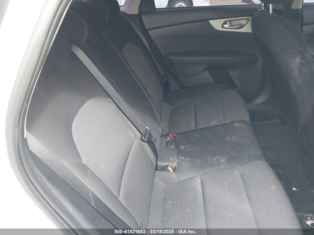 3KPF24ADXRE784060 KIA Forte Lxs