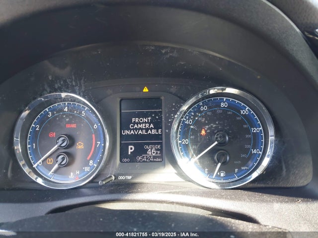 2T1BURHE2HC792610 Toyota COROLLA LE