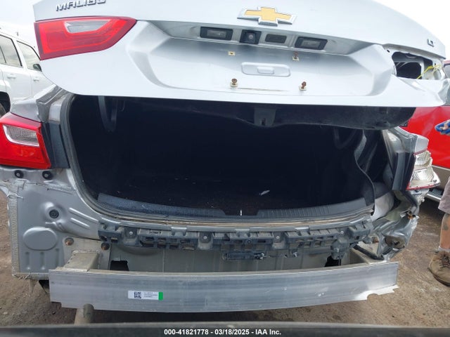 1G1ZD5ST8JF263988 Chevrolet MALIBU LT