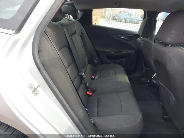 1G1ZD5ST8JF263988 Chevrolet MALIBU LT