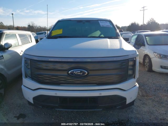 1FTVW1EV4NWG04301 Ford F-150 Lightning Lariat