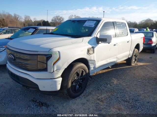 1FTVW1EV4NWG04301 Ford F-150 Lightning Lariat