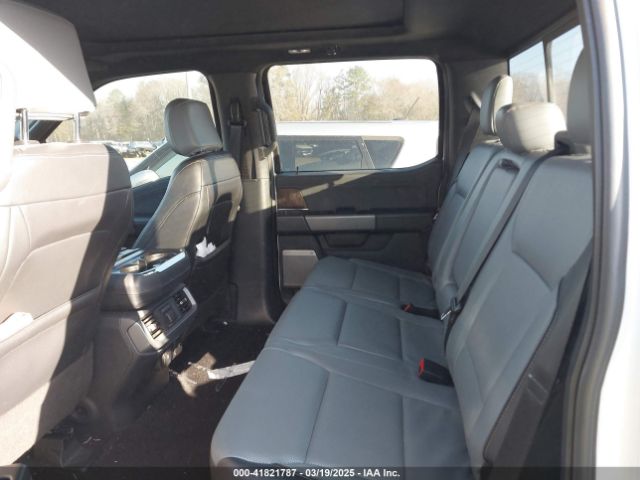 1FTVW1EV4NWG04301 Ford F-150 Lightning Lariat