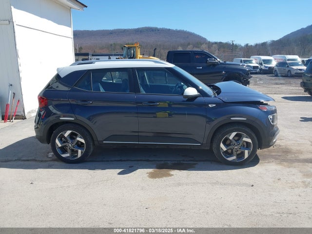 KMHRC8A37NU184600 Hyundai Venue Limited