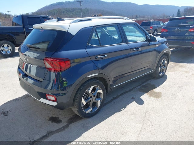 KMHRC8A37NU184600 Hyundai Venue Limited
