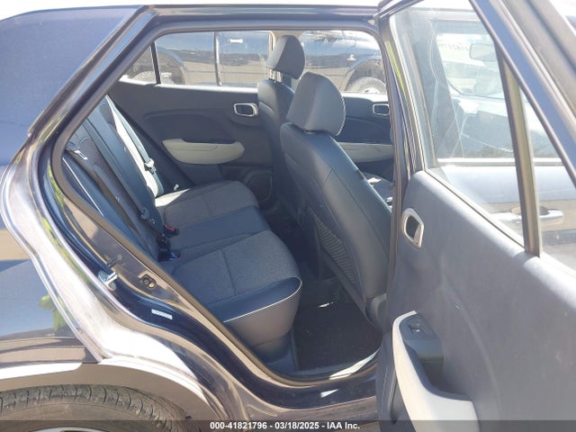 KMHRC8A37NU184600 Hyundai Venue Limited