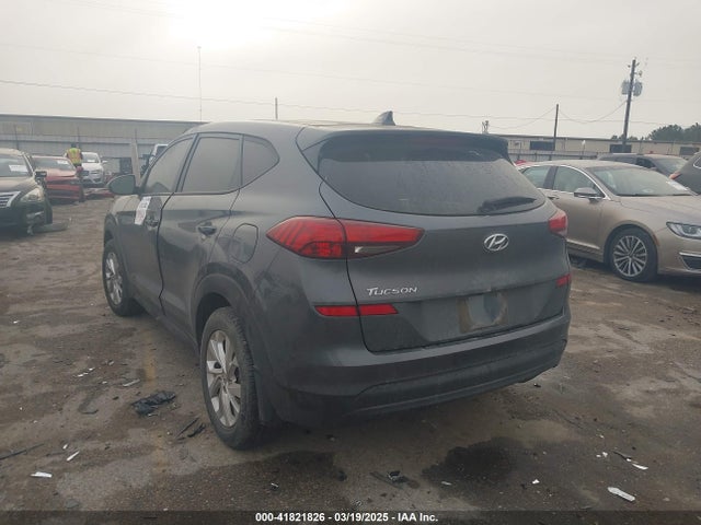 KM8J23A44KU967882 Hyundai TUCSON SE