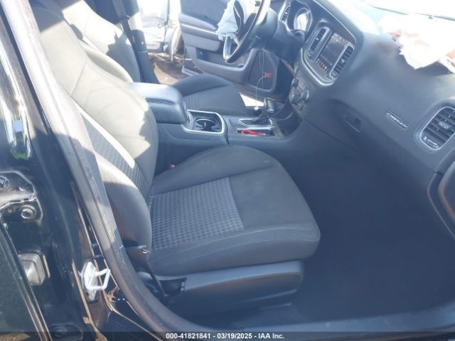 2019 DODGE CHARGER 2C3CDXCT7KH738381 Photo 4
