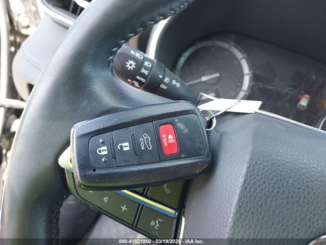 5TDLZRAH0MS066126 Toyota Highlander Xse