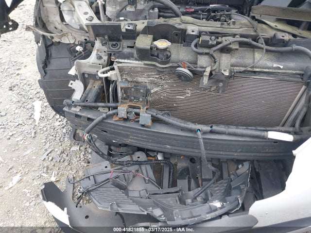5N1AT2MV3GC924224 Nissan Rogue Sl