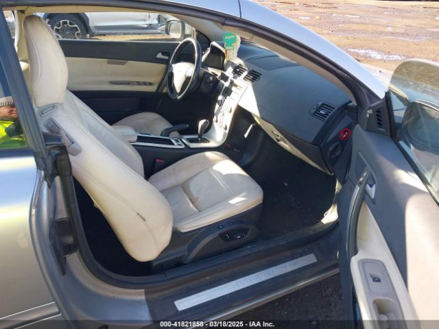 2012 VOLVO C70 YV1672MC9CJ127862 Photo 4