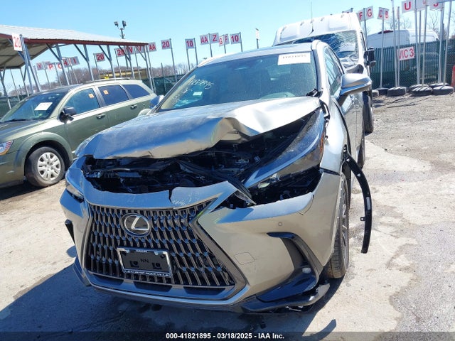 2T2AGCEZ6SC070955 Lexus NX 350