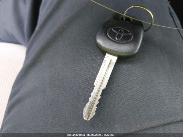 2T1BURHE6GC601916 Toyota COROLLA L