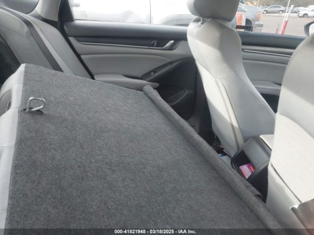 1HGCV1F13JA245280 Honda ACCORD LX