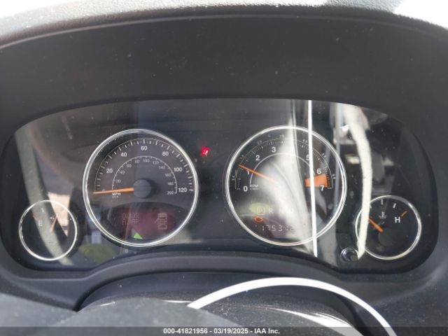 1C4NJDCB5ED700913 Jeep Compass Limited