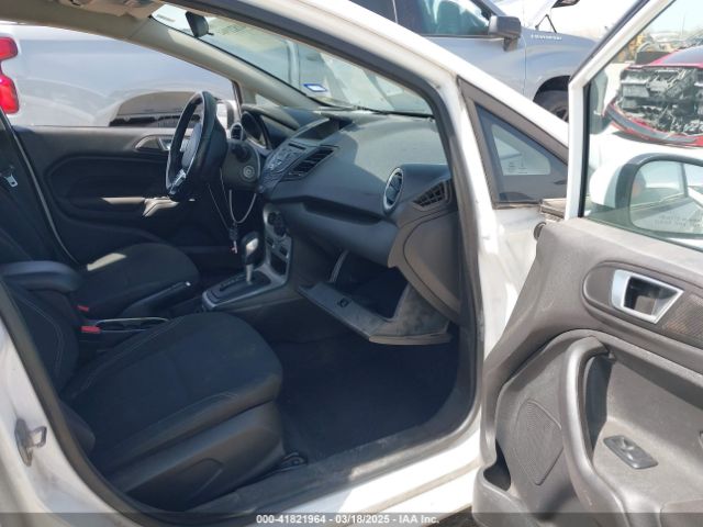 3FADP4BJ7GM175966 Ford FIESTA SE