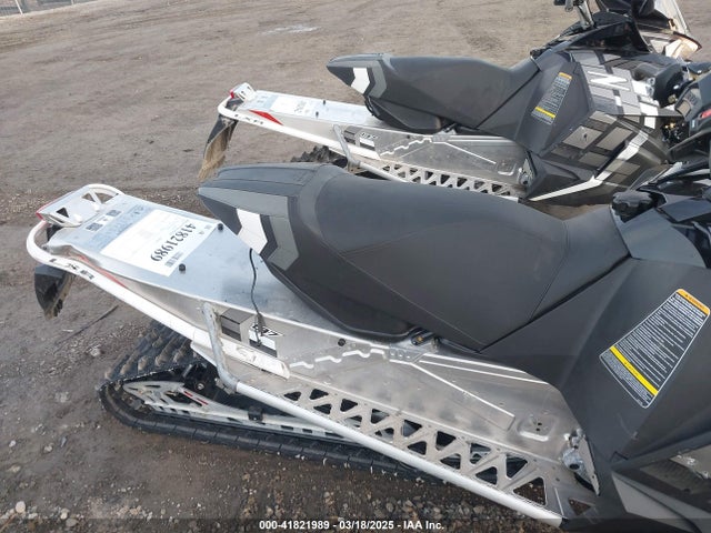 4UF17SNW5HT111980 Arcc Zr5000