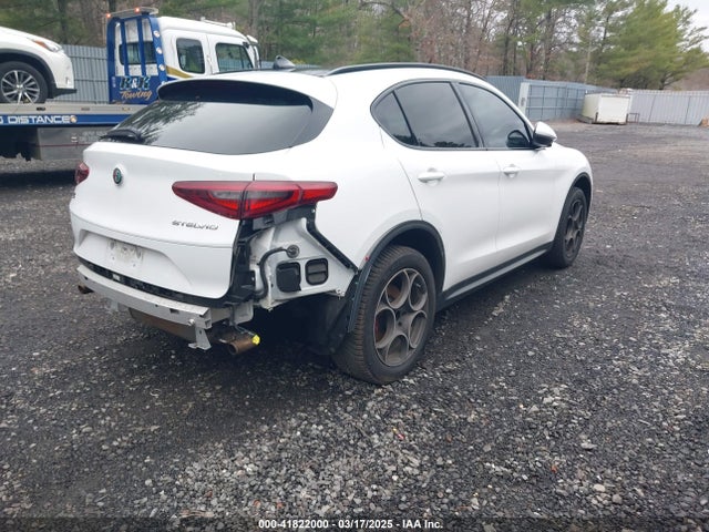 ZASFAKPN8J7B82406 Alfa Romeo Stelvio Sport Awd