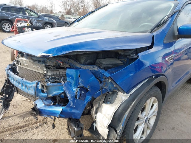 1FMCU9GD1KUA98591 Ford ESCAPE SE