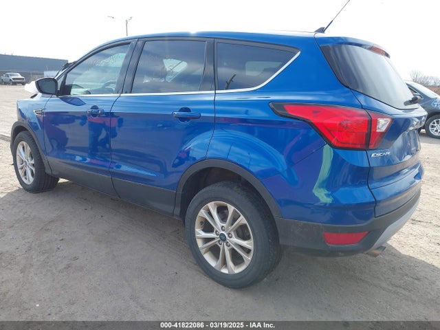 1FMCU9GD1KUA98591 Ford ESCAPE SE