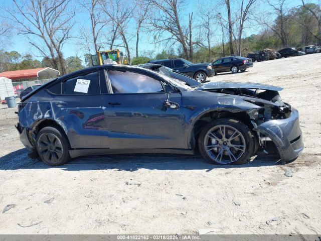 7SAYGDEE4SA346826 Tesla Model Y Long Range Dual Motor All-wheel Drive