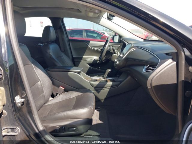 1G1ZH5SX8HF279934 Chevrolet Malibu Premier