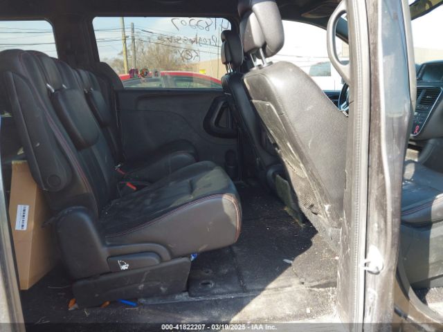 2C4RDGEG5KR565377 Dodge Grand Caravan Gt