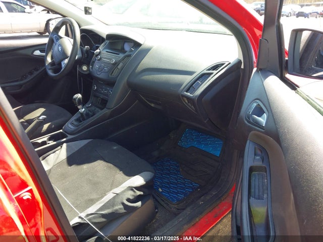 Ford FOCUS SE 2015 1FADP3FE8FL321587 Image 5