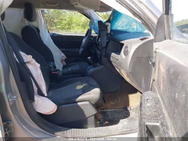 1C4NJPFA4HD148863 Jeep Patriot Latitude Fwd