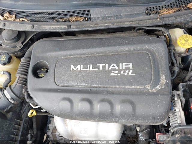 1C3CCCAB8FN647171 Chrysler 200 Limited