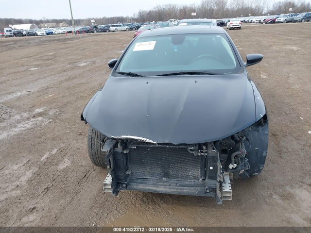1C3CCCAB8FN647171 Chrysler 200 Limited
