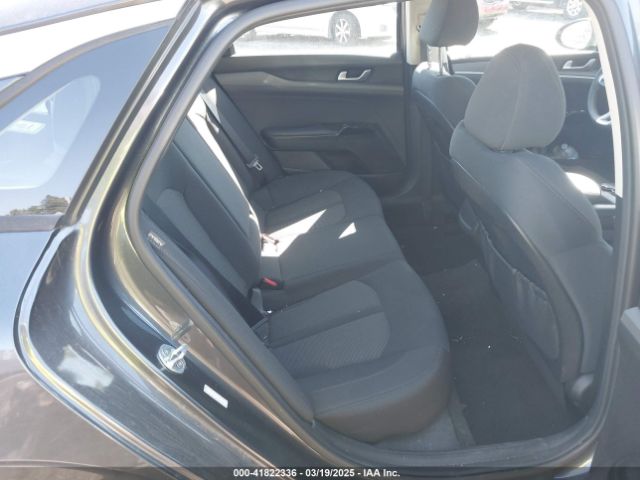 5XXG14J22MG019916 KIA K5 LXS