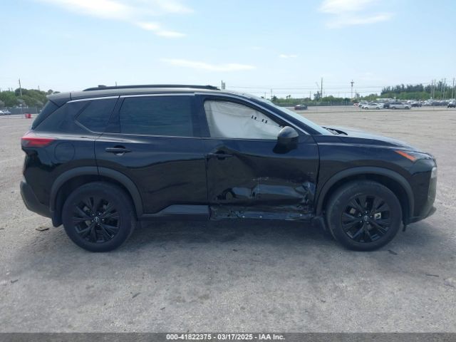 JN8BT3BA6PW011118 Nissan Rogue Sv Fwd