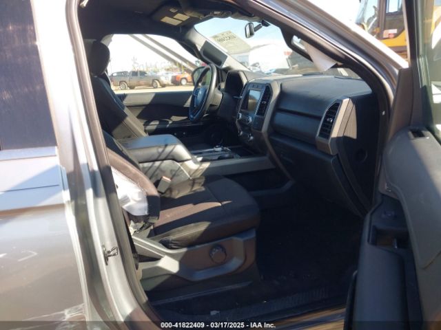 1FMJU1HT6LEA28613 Ford Expedition Xlt