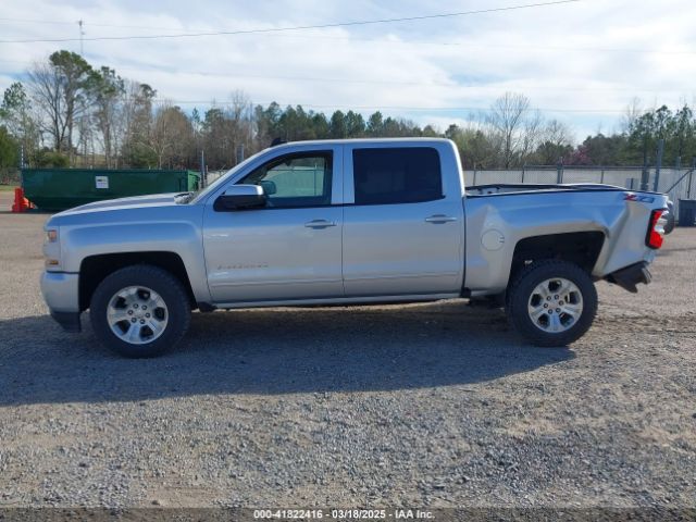 3GCUKREC5JG584055 Chevrolet Silverado 1500 2lt