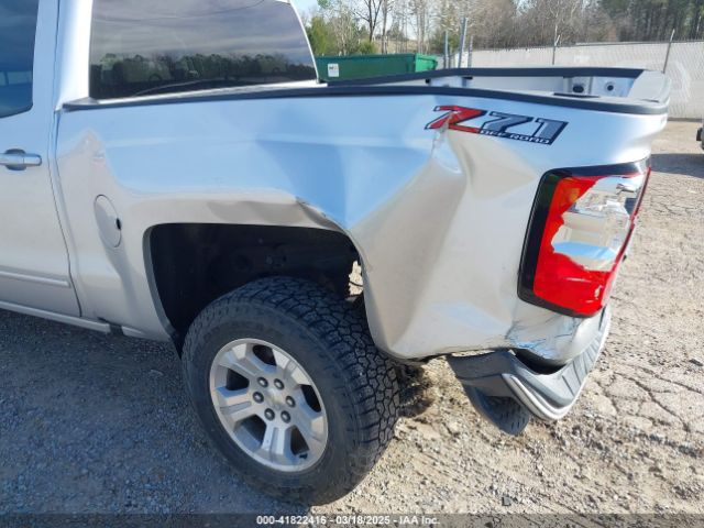 3GCUKREC5JG584055 Chevrolet Silverado 1500 2lt